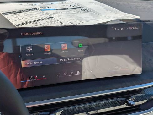 New 2026 BMW X5 xDrive40i w/ Climate Comfort Package image 27