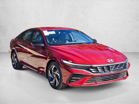 New 2025 Hyundai Elantra Sport image 7