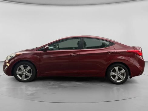 Used 2013 Hyundai Elantra GLS w/ Preferred Pkg FWD image 2
