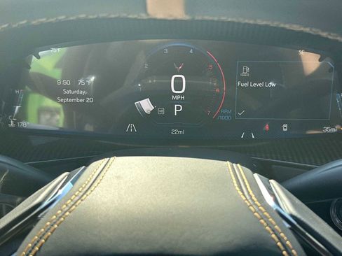 New 2026 Chevrolet Corvette Stingray Premium Cpe w/ Z51 Performance Package image 24