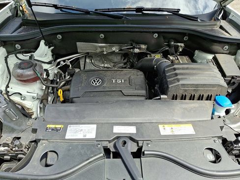 Certified 2023 Volkswagen Atlas SE w/ Panoramic Sunroof Package AWD/4WD image 29