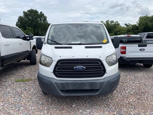 Used 2017 Ford Transit 250 148 Low Roof RWD image 2