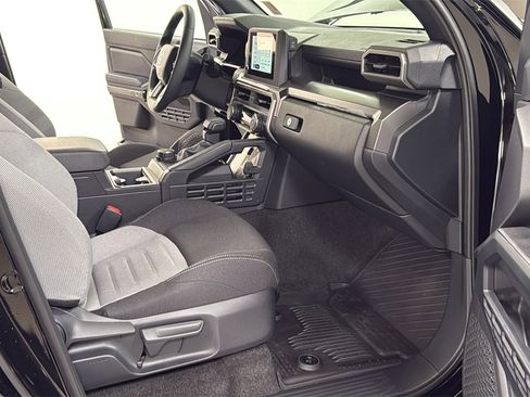 Certified 2025 Toyota 4Runner TRD Off-Road image 18