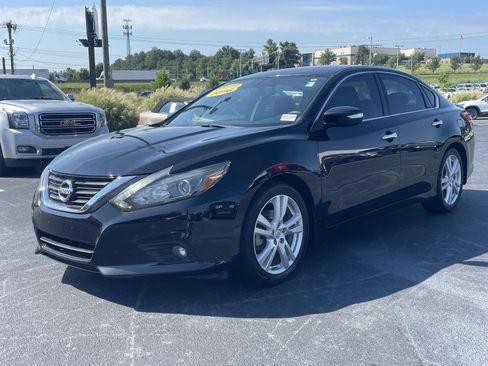 Used 2016 Nissan Altima 3.5 SL w/ 3.5 Technology Package FWD image 3