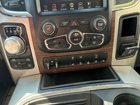 Used 2016 RAM 1500 Laramie AWD/4WD image 22