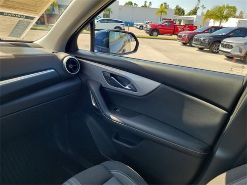 Certified 2023 Chevrolet Blazer LT w/ Convenience Package image 12