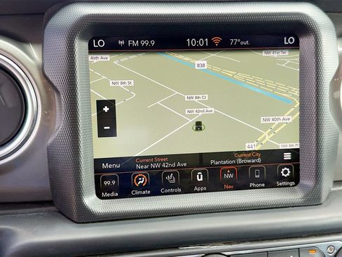Used 2022 Jeep Wrangler Unlimited Sahara w/ Cold Weather Group AWD/4WD image 14