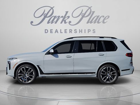 Used 2023 BMW X7 xDrive40i w/ Executive Package AWD/4WD image 2