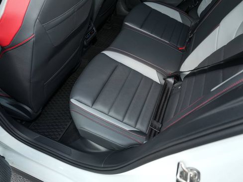 Used 2024 Volkswagen GTI Autobahn FWD image 32