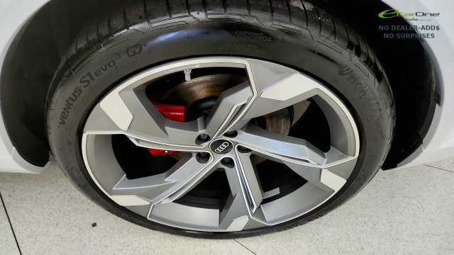 Used 2024 Audi Q8 e-tron Premium AWD/4WD image 75