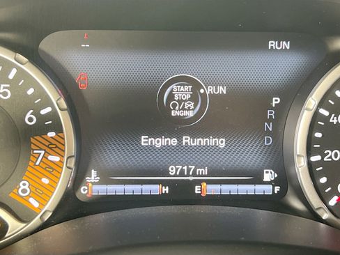 Used 2022 Jeep Renegade Latitude image 12