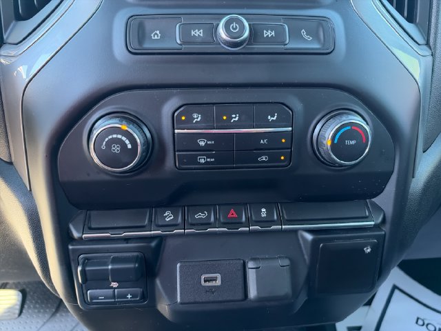 Used 2020 Chevrolet Silverado 1500 Custom Trail Boss w/ Custom Convenience Package AWD/4WD image 23
