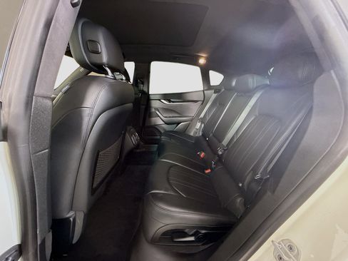 Used 2022 Maserati Levante GT image 23