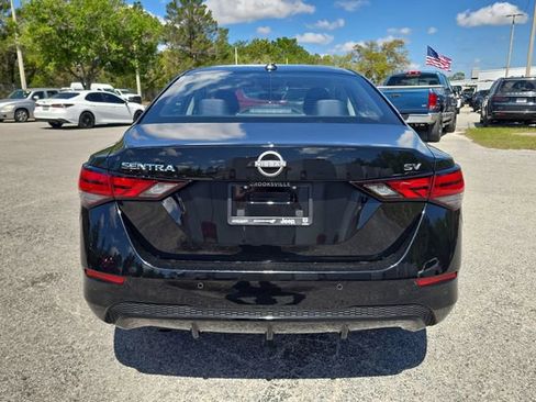Used 2024 Nissan Sentra SV FWD image 5