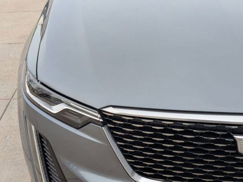 Used 2022 Cadillac XT6 Luxury image 12