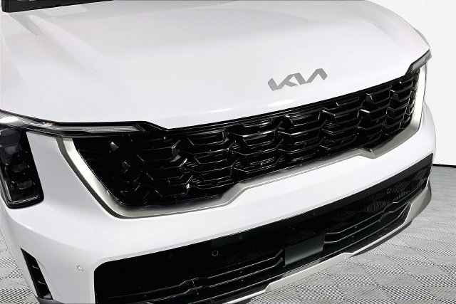 Certified 2026 Kia Sorento S FWD image 30
