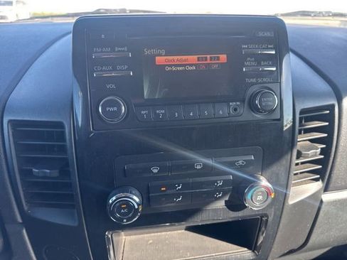 Used 2014 Nissan Titan SV w/ SV Value Truck Package image 15