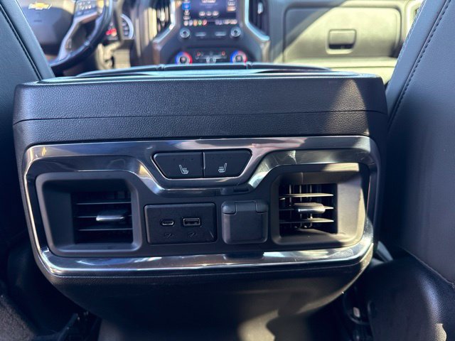 Used 2020 Chevrolet Silverado 1500 High Country w/ Technology Package AWD/4WD image 13