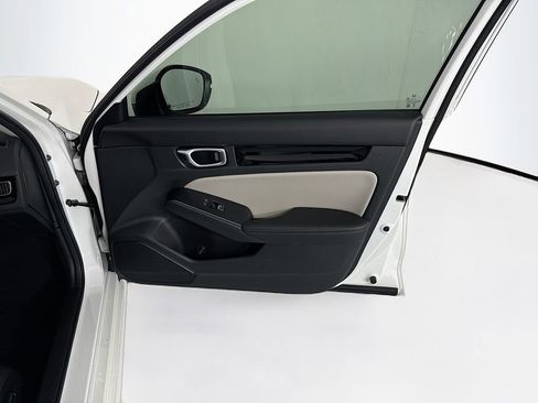 Used 2024 Honda Civic Touring image 25