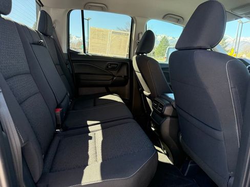 Used 2025 Honda Ridgeline Sport image 14