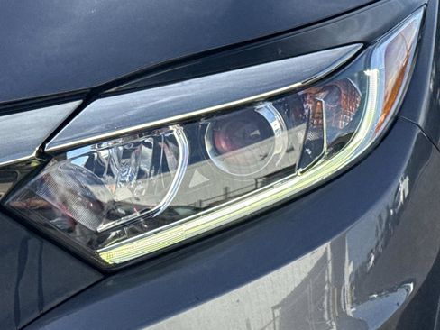 Used 2022 Honda HR-V EX image 10