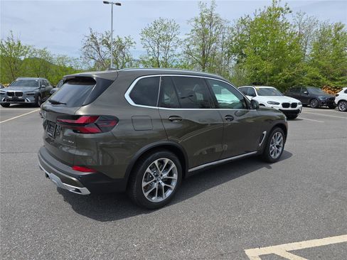 New 2026 BMW X5 xDrive50e w/ Climate Comfort Package AWD/4WD image 3