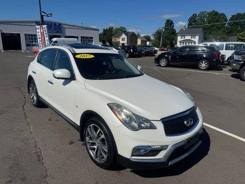 Used 2017 INFINITI QX50 AWD w/ Technology Package image 3