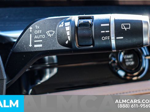 Used 2025 INFINITI QX80 Sensory image 27