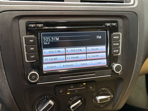 Used 2012 Volkswagen Jetta TDI FWD image 20