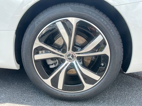 New 2026 Mercedes-Benz CLE 300 4MATIC Coupe image 21