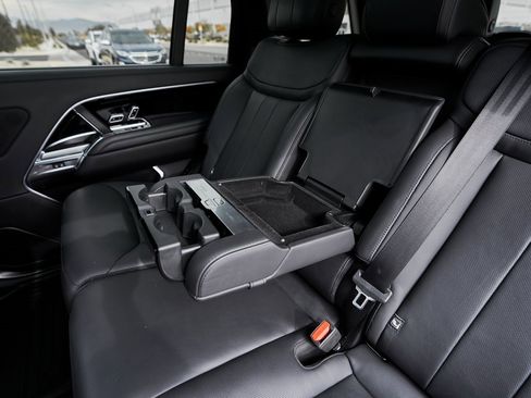 Used 2023 Land Rover Range Rover Long Wheelbase SE image 52