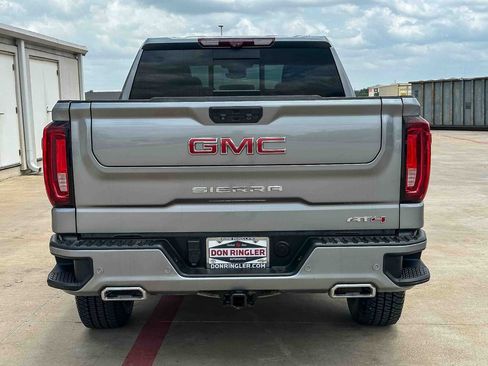 Used 2023 GMC Sierra 1500 AT4 w/ Technology Package AWD/4WD image 4