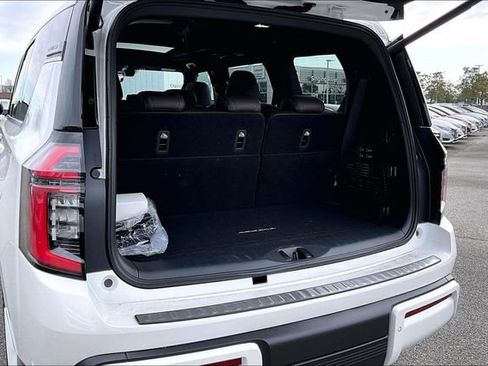 New 2026 Nissan Armada Platinum image 26