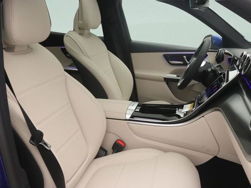 New 2026 Mercedes-Benz GLC 300 image 7