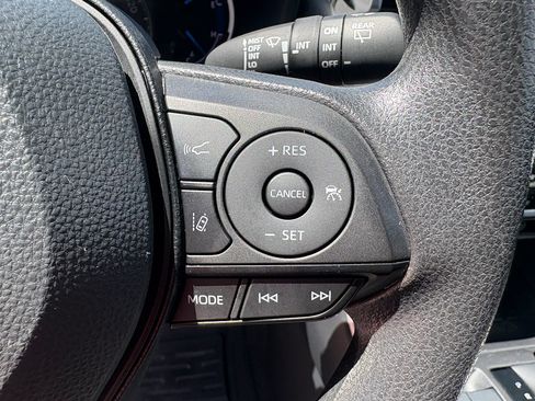 Used 2024 Toyota RAV4 XLE AWD/4WD image 13