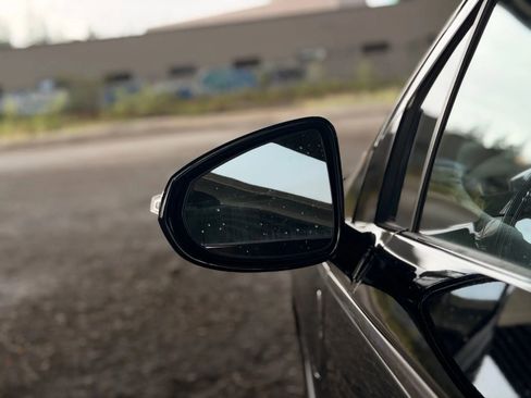 Used 2014 Chevrolet Volt Premium w/ Premium Trim Package image 19