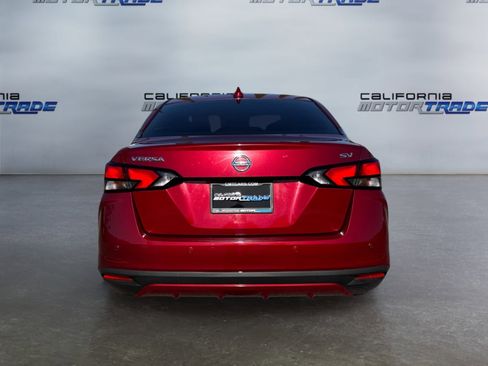 Used 2021 Nissan Versa SV image 6