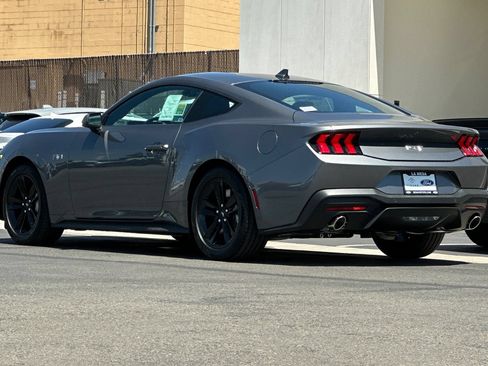 New 2026 Ford Mustang GT RWD image 5