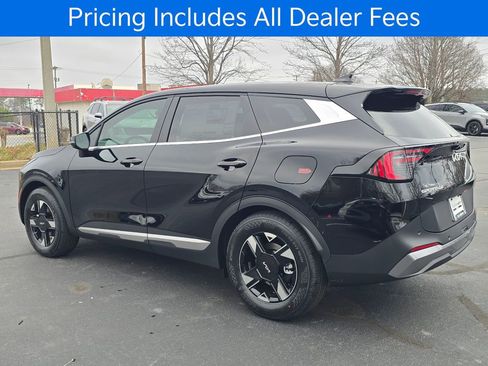 New 2026 Kia Sportage LX FWD image 5