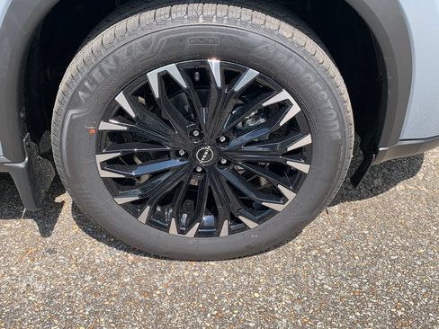 New 2026 Nissan Rogue Dark Armor FWD image 3