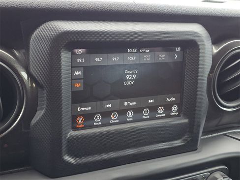 Used 2019 Jeep Wrangler Unlimited Sport image 19