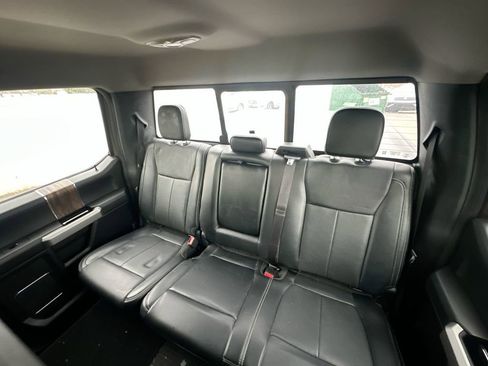 Used 2019 Ford F150 Lariat w/ FX4 Off-Road Package image 25