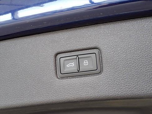 Used 2023 Audi Q7 Premium Plus w/ Premium Plus Package image 22