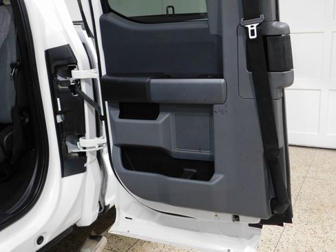 Used 2023 Ford F150 XLT image 28