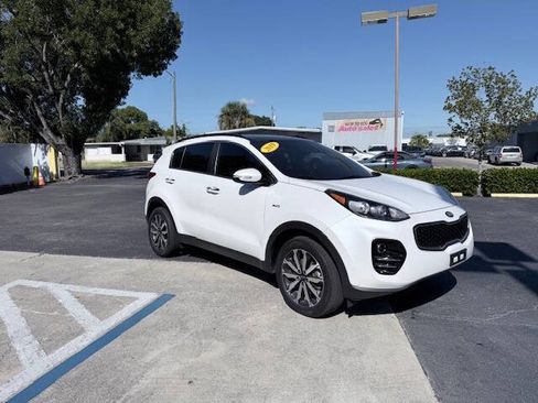 Used 2019 Kia Sportage EX w/ EX Premium Package AWD/4WD image 2