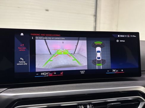 Used 2023 BMW i4 eDrive40 w/ Premium Package image 30