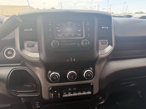 Used 2022 RAM 2500 Tradesman w/ Chrome Appearance Group AWD/4WD image 21
