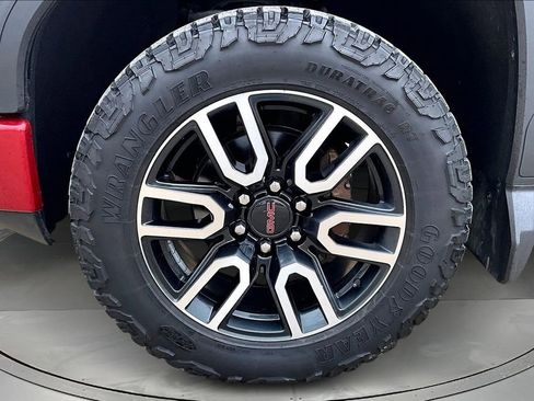 Used 2022 GMC Sierra 1500 AT4 image 30