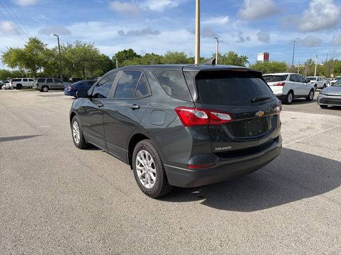 Used 2020 Chevrolet Equinox LS image 3