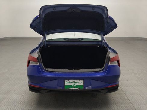 Used 2021 Hyundai Elantra SEL FWD image 29